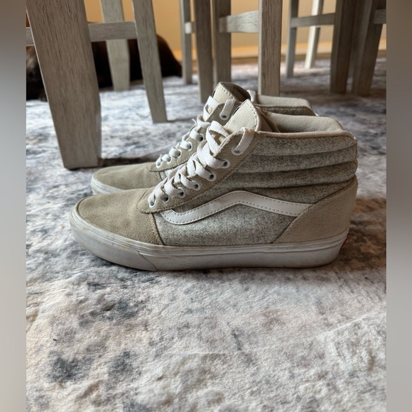 Vans Women’s Ward Grey Suede High Top Shoe - Picture 5 of 8